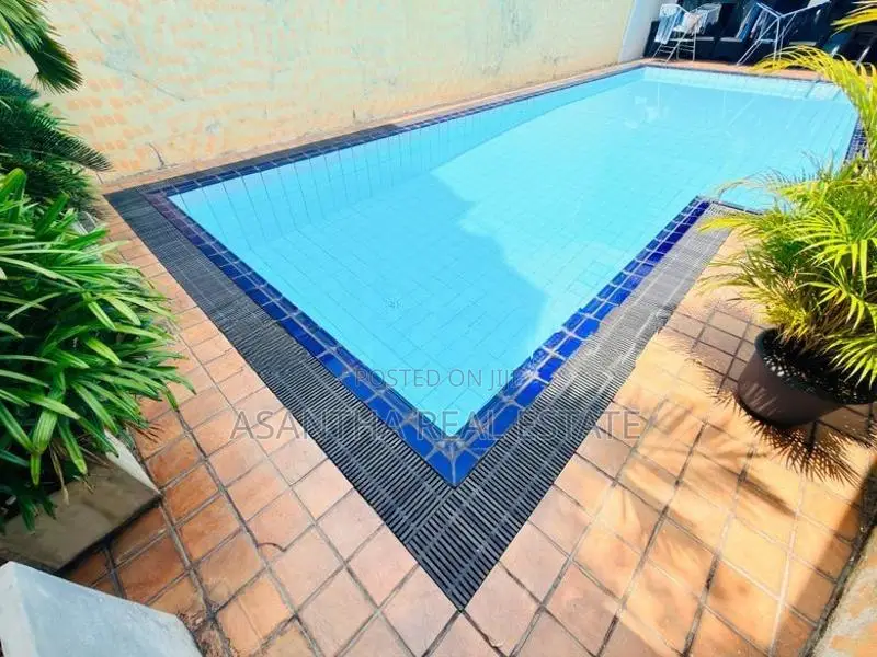 Swim Pool With 03 Story house 17.5 P Sale at Old Nawala Rd ,