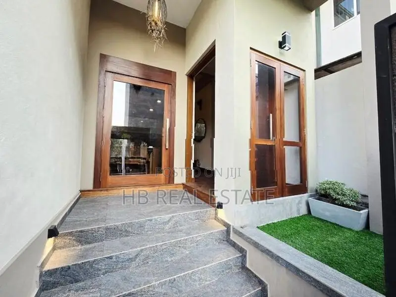 Newly Build Luxury Two Story House for Sale Thalawathugoda
