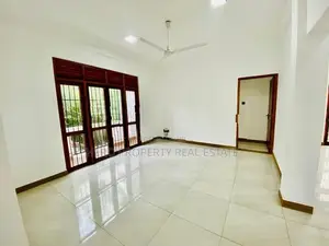 AS021 - Luxury House for Sale in Piliyandala