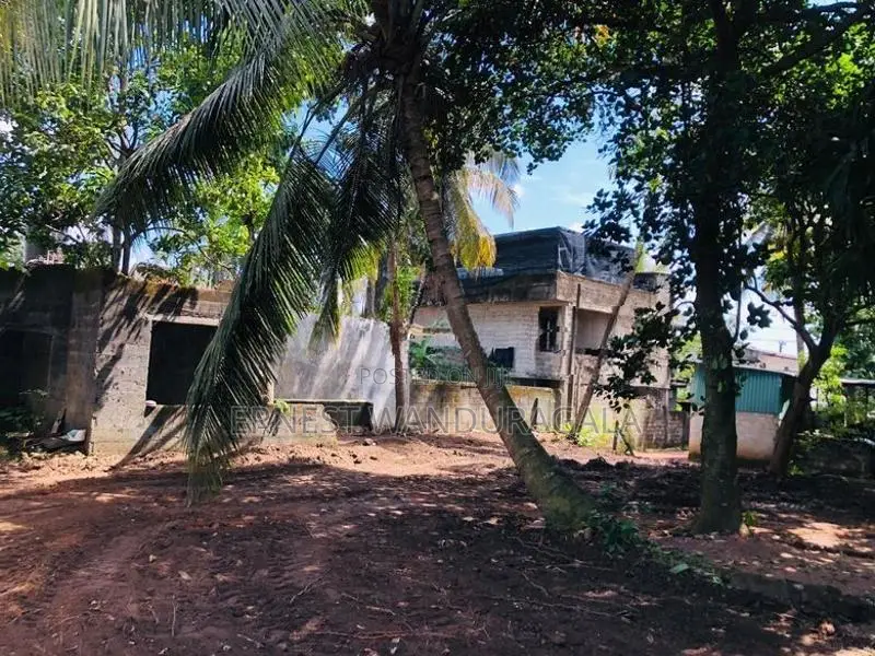 Land for Sale in Madiwela Ls595