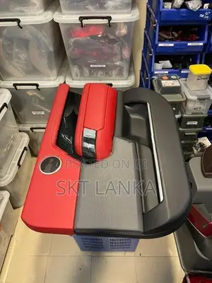Genuine Range Rover Vogue Autobiography PIMENTO RED door card