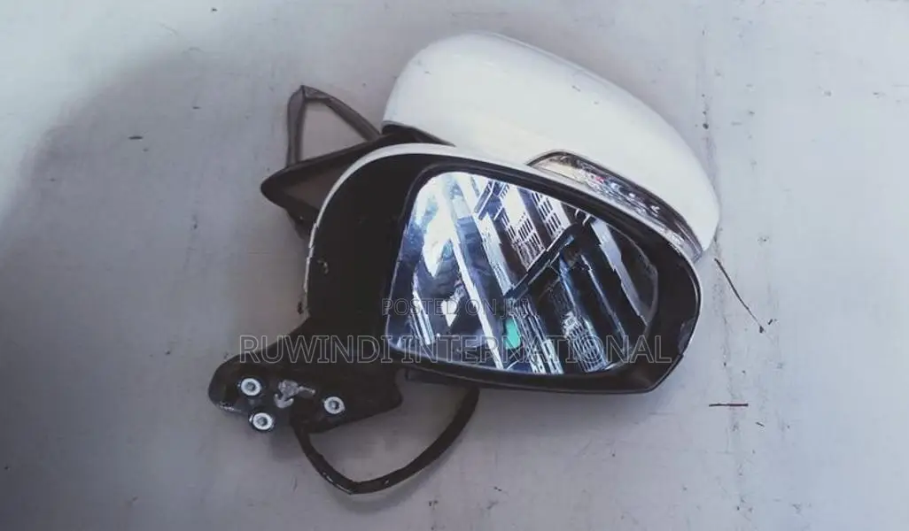 TOYOTA PRIUS W30 SIDE MIRROR LH/RH