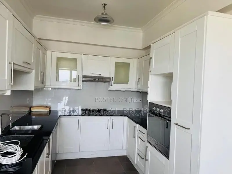 Apartment For Sale in Empire Residencies, Colombo 02