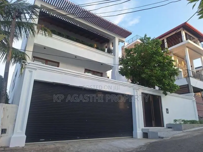 kotte super luxury house for sale