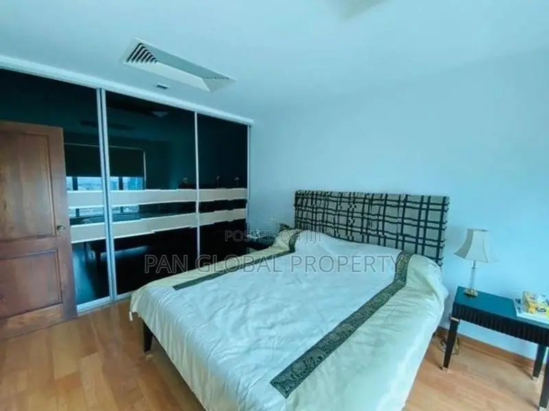 Apartment For Sale in Colombo 03