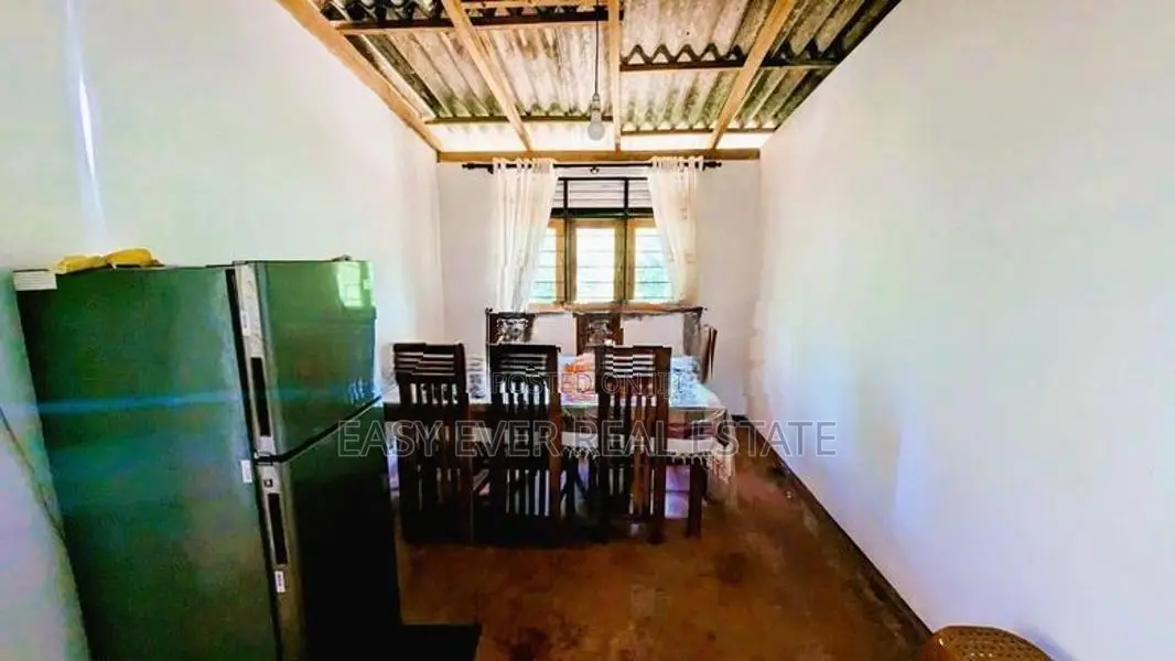 house for sale veyangoda