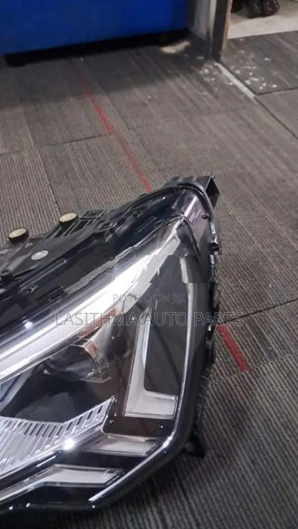 Q3 Head Lamp