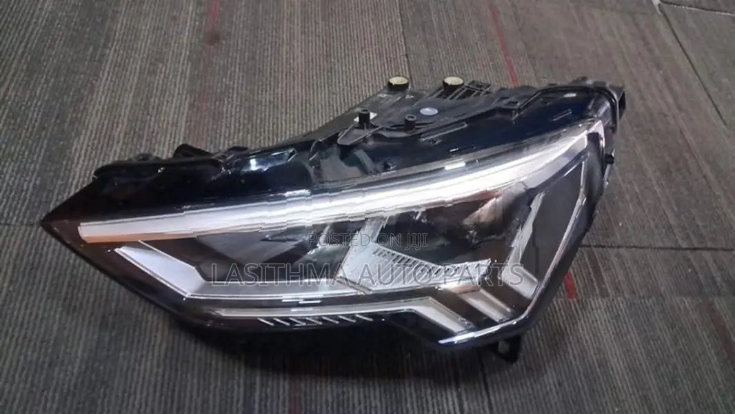Q3 Head Lamp