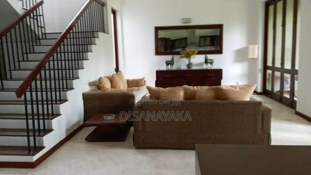 house for rent in battaramulla Ds77
