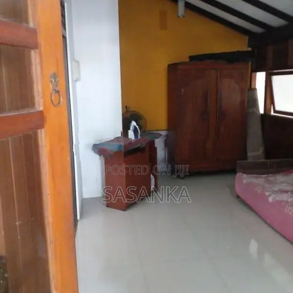 Kotte Thalawathugoda main Road Facing Luxury House For Sale