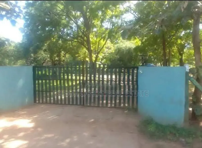COMMERCIAL PROPERTY FOR SALE IN YALA (SP1040)