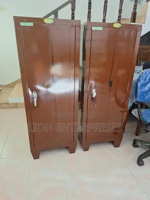 4×1.5 Ft Steel Half Cupboards