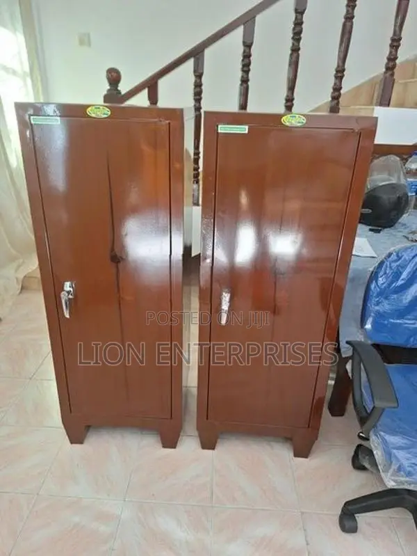 4×1.5 Ft Steel Half Cupboards