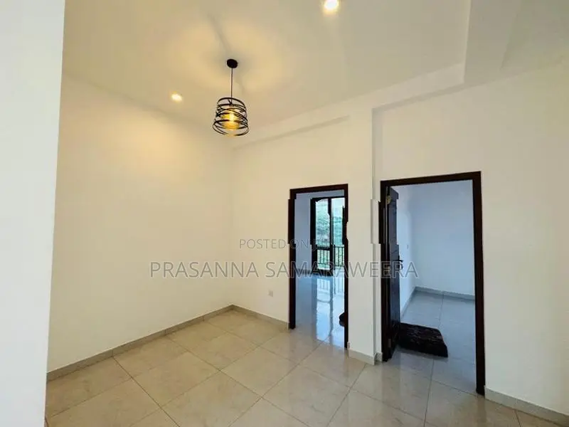 Newly Built House for Sale in Piliyandala Near City