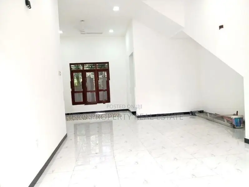 Two Storey House for Sale in Kottawa
