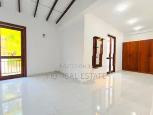 Modern Designed Luxury Three Story House Malabe