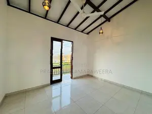 Newly Built House for Sale in Piliyandala Near City