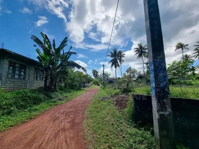 Land for Sale Minuwanoda