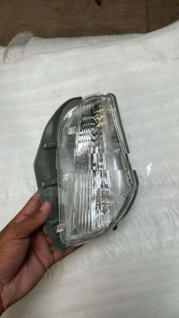 Prius 40 Signal Lamp