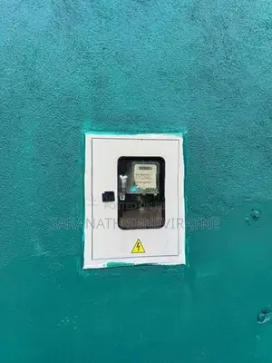Land for Sale in Battaramulla, Koswatta - Lake View Parapet Walls Gate
