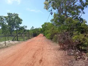 HHL1108 - Land for Sale in Kurukkalmdam