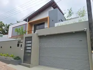 architecture desinged luxury house for sale in piliyandala