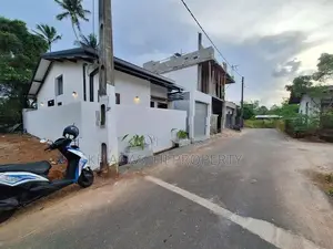 prime city house for sale in athurugiriya