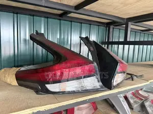 Nissan leaf ZE1 tail light