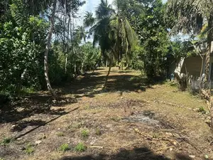 Galle Mihiripenna 35 Perches Land for Sale