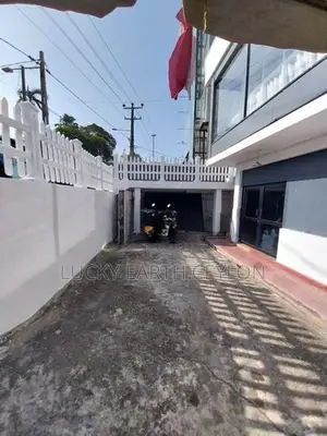 Nawala, Unfurnished, 2ND Floor House For Rent (MG1256)