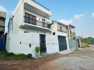 සුඛෝපභෝගී නවීනතම සුවිසල් දෙමහල් නිවස විකිණීමට piliyandala