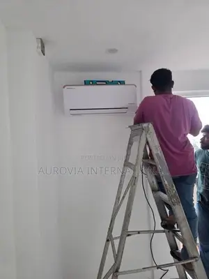 LLOYD 9000 BTU Inverter Air Conditioner