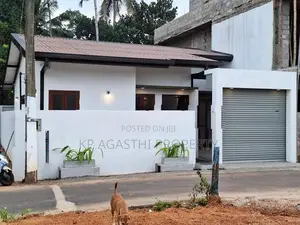 athurugiriya prim city house for sale