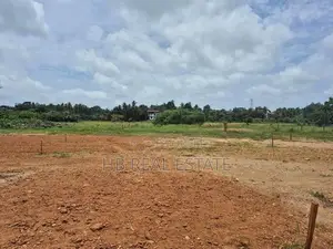 Paddy Field Facing Bare Land for Sale Amaragoda