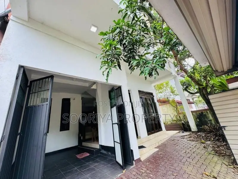 Newly Build BOX TYPE 2 Story House For Sale In Piliyandala Bataketthar