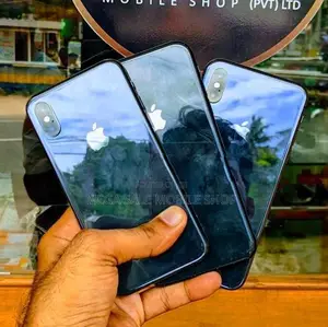 Apple iPhone XS (Used)