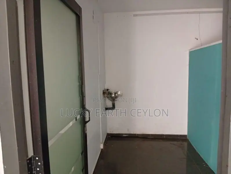 Colombo 5, Unfurnished,Ground Floor Commercial PropertyFor Rent (MG126