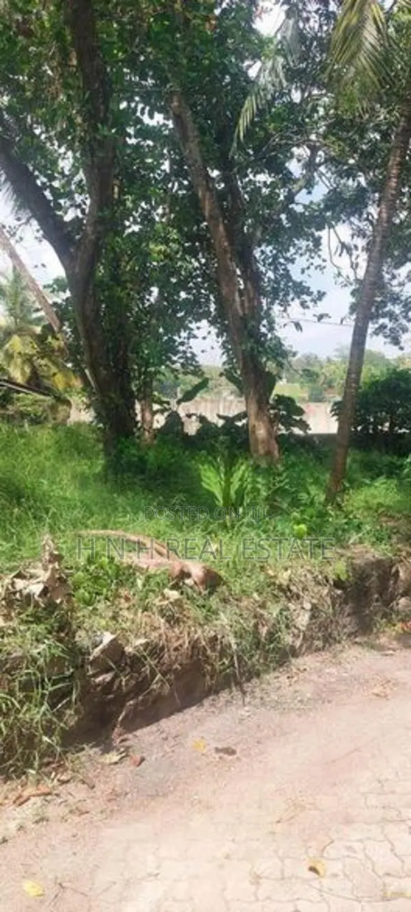 Land for Sale in Battaramulla Koswatta