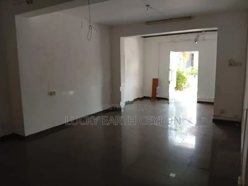 Colombo 5, Unfurnished,Ground Floor Commercial PropertyFor Rent (MG126