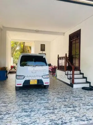 House For Sale in Hokandara East - Talawathugoda