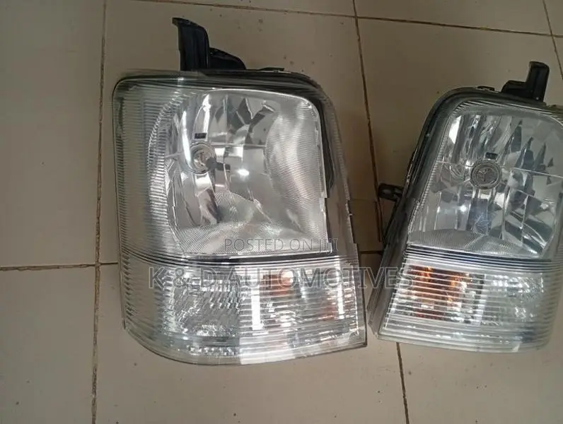 Suzuki Every DA 64 Head Light