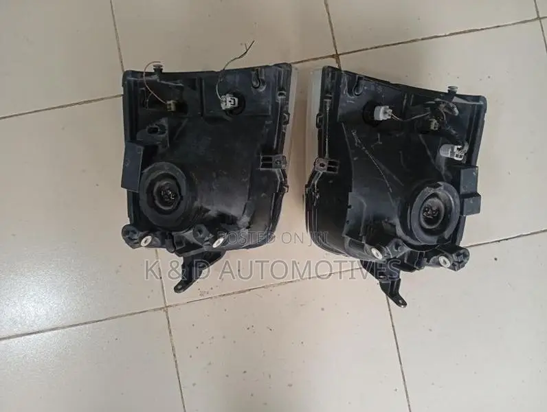 Suzuki Every DA 64 Head Light