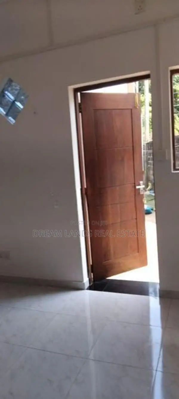 ☆ Boralesgamuwa Rattanapitiya House for Sale ( Ref No : RS - 558 )