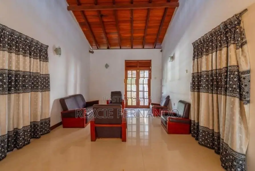 3 Storey Building Nugegoda