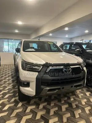 Toyota Hilux Rocco B5 2.8 2025