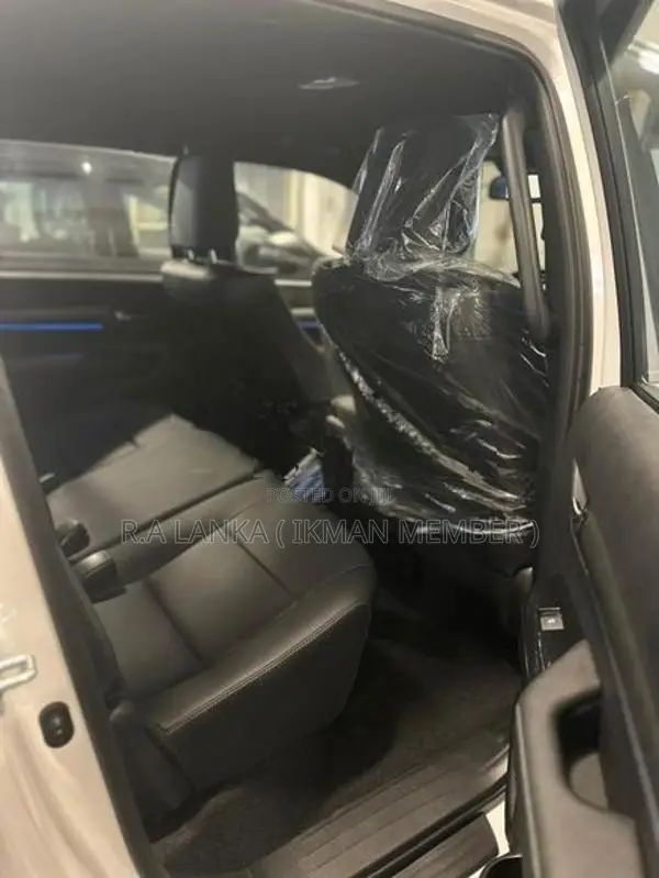 Toyota Hilux Rocco B5 2.8 2025