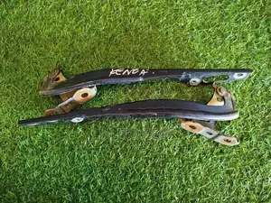 Insight Bonnet Hinges