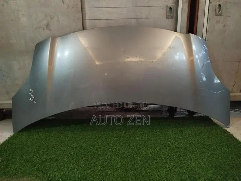 Vitz KSP90 Bonnet