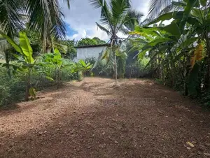 Land for sale in Kadawatha Ganemulla