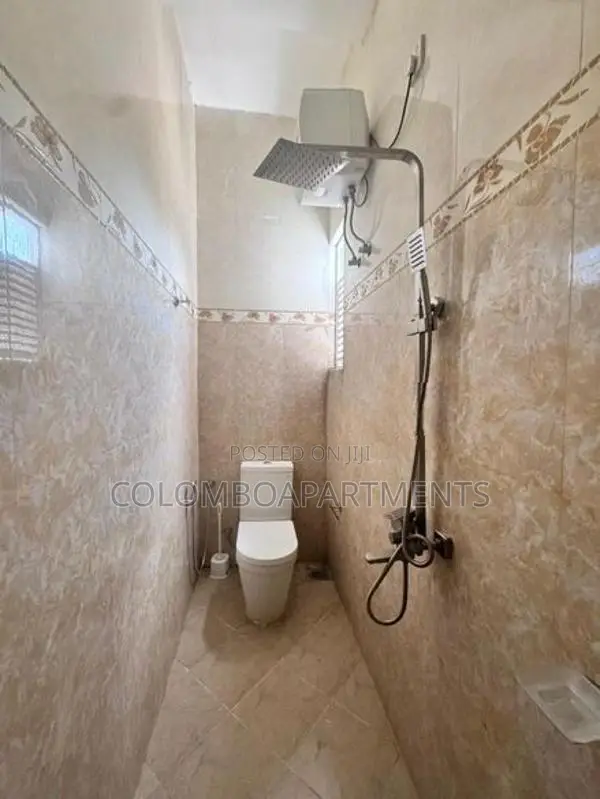 3 Bedroom Fully Furnished Apartment Long-Term Rental in Kalubowila.